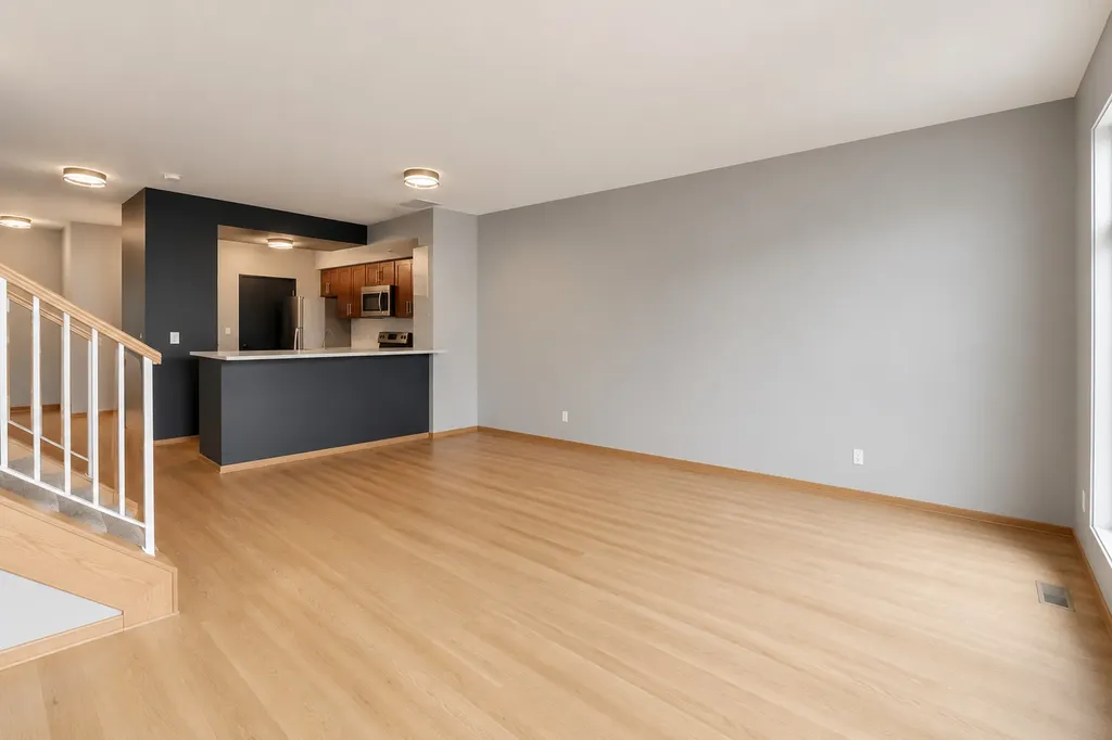 1052 Ripple Ridge Darien IL 60561