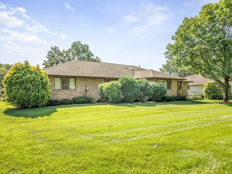 1130 Fox Chase Lane Rockford IL 61107