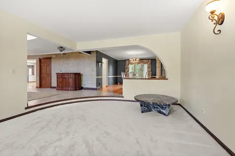 7 Horseshoe Lane Lemont IL 60439