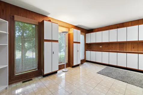7 Horseshoe Lane Lemont IL 60439