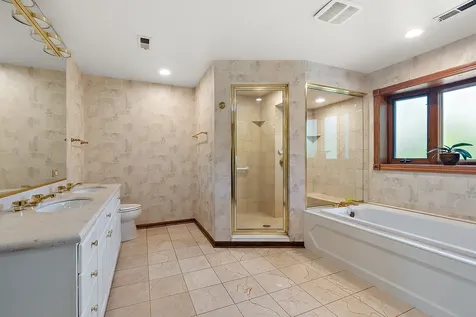 7 Horseshoe Lane Lemont IL 60439