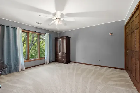 7 Horseshoe Lane Lemont IL 60439