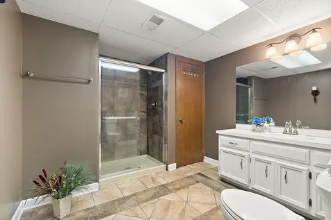 7 Horseshoe Lane Lemont IL 60439