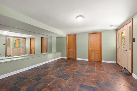 7 Horseshoe Lane Lemont IL 60439