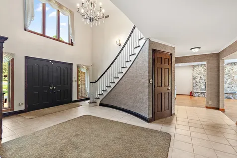 7 Horseshoe Lane Lemont IL 60439