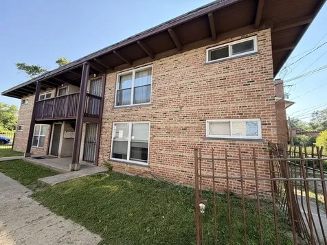 175 West 154th Street Harvey IL 60426