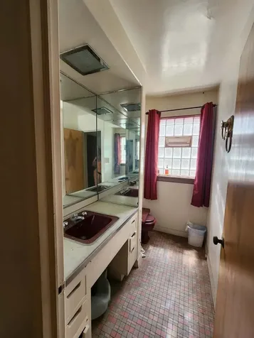 6723 South Euclid Avenue Chicago IL 60649