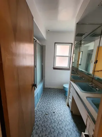 6723 South Euclid Avenue Chicago IL 60649