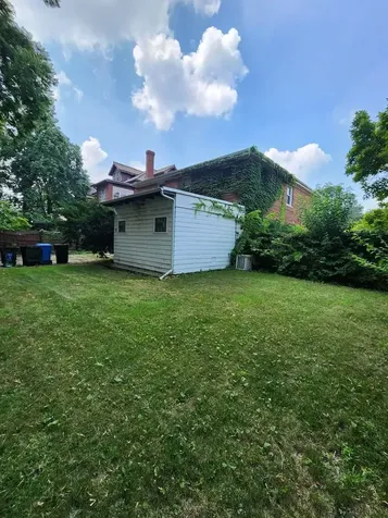 6723 South Euclid Avenue Chicago IL 60649