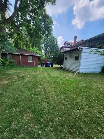 6723 South Euclid Avenue Chicago IL 60649