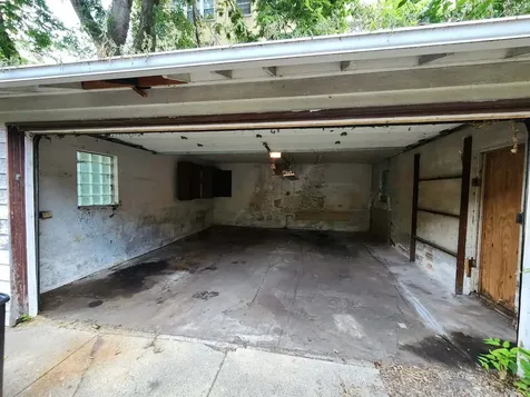 6723 South Euclid Avenue Chicago IL 60649