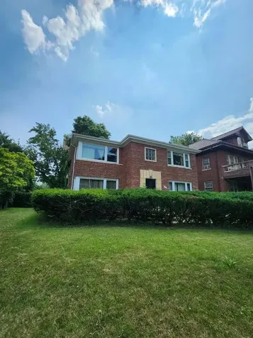 6723 South Euclid Avenue Chicago IL 60649