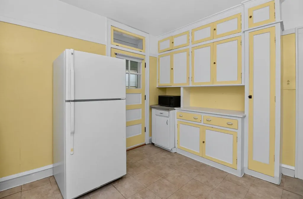 5644-46 West Melrose Street Chicago IL 60634