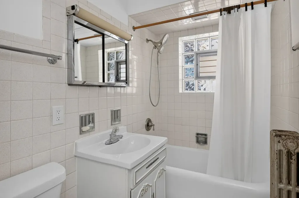 5644-46 West Melrose Street Chicago IL 60634