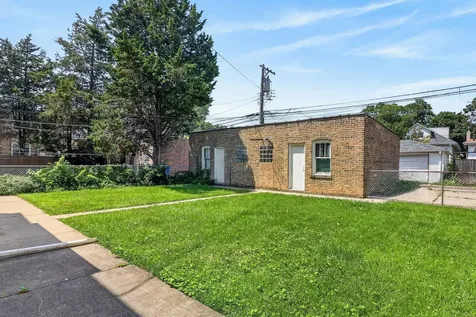 5644-46 West Melrose Street Chicago IL 60634