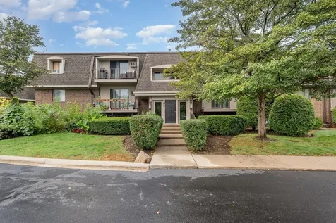 208 East Bailey Road Naperville IL 60565
