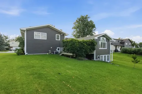 919 Hillview Drive Lemont IL 60439