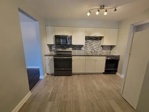 1505 East Central Road Arlington Heights IL 60005