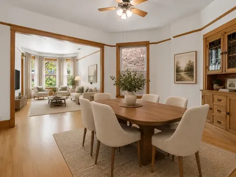 2838 North Sheffield Avenue Chicago IL 60657