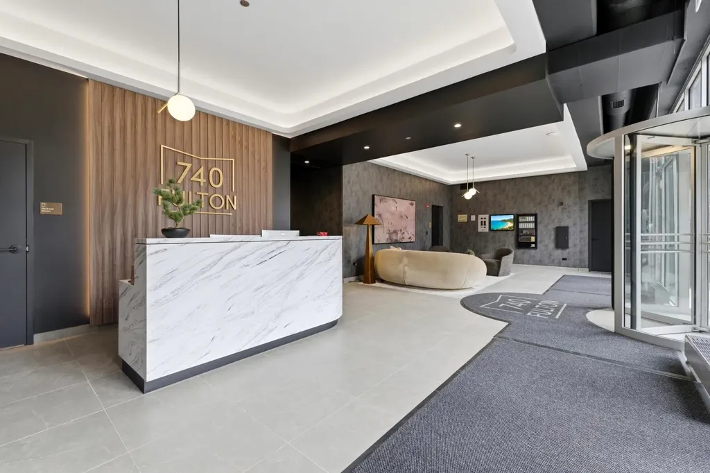 740 West Fulton Street Chicago IL 60661