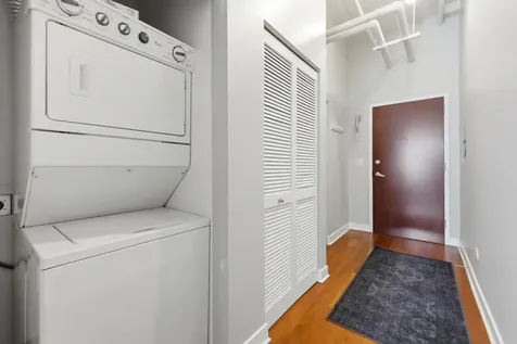 740 West Fulton Street Chicago IL 60661