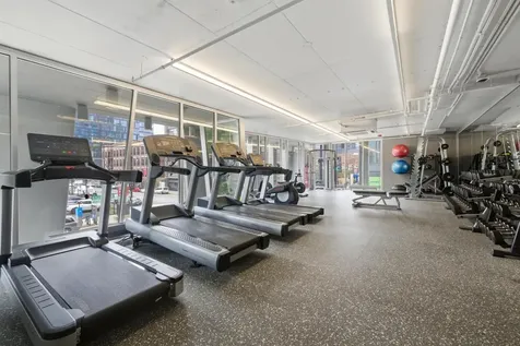740 West Fulton Street Chicago IL 60661