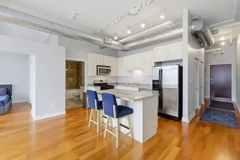 740 West Fulton Street Chicago IL 60661