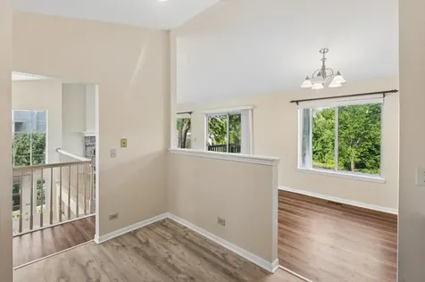 2713 South Embers Lane Arlington Heights IL 60005