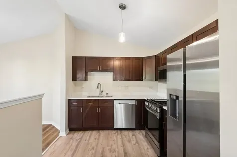 2713 South Embers Lane Arlington Heights IL 60005