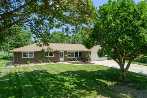 802 Karin Drive Normal IL 61761