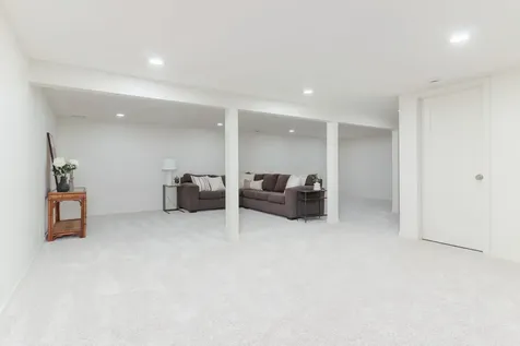802 Karin Drive Normal IL 61761