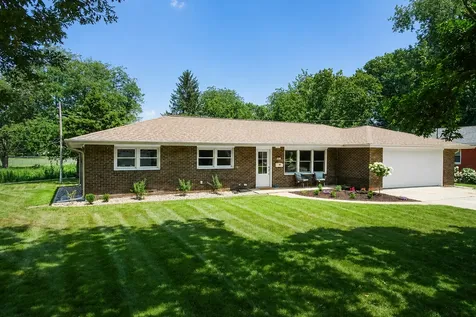 802 Karin Drive Normal IL 61761