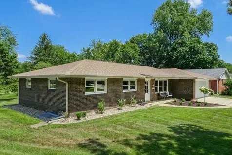 802 Karin Drive Normal IL 61761
