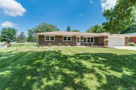 802 Karin Drive Normal IL 61761