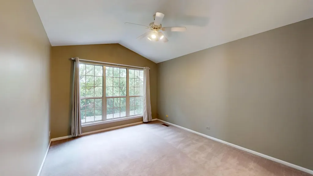 1237 Cranbrook Drive Schaumburg IL 60193