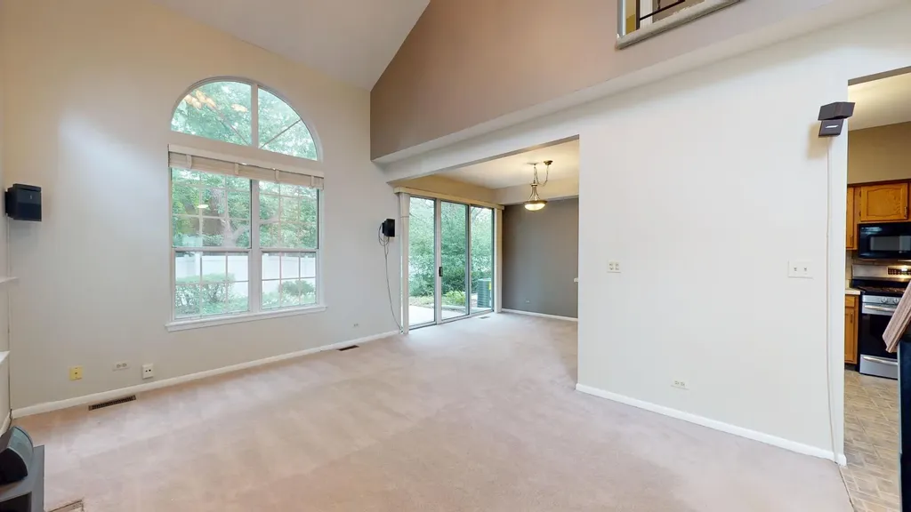1237 Cranbrook Drive Schaumburg IL 60193