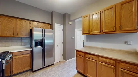 1237 Cranbrook Drive Schaumburg IL 60193