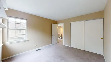 1237 Cranbrook Drive Schaumburg IL 60193