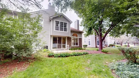 1237 Cranbrook Drive Schaumburg IL 60193