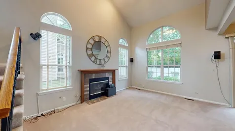 1237 Cranbrook Drive Schaumburg IL 60193