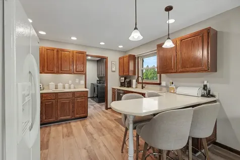 29 Dunlap Sidney IL 61877