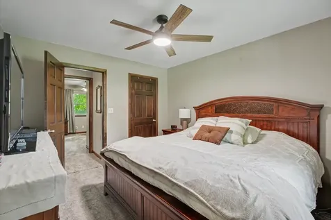 29 Dunlap Sidney IL 61877