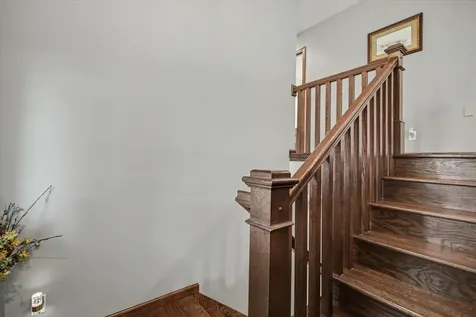 29 Dunlap Sidney IL 61877