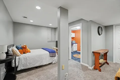29 Dunlap Sidney IL 61877