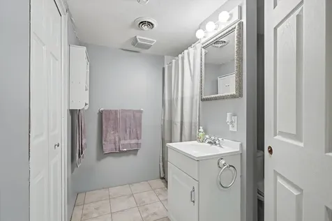 29 Dunlap Sidney IL 61877