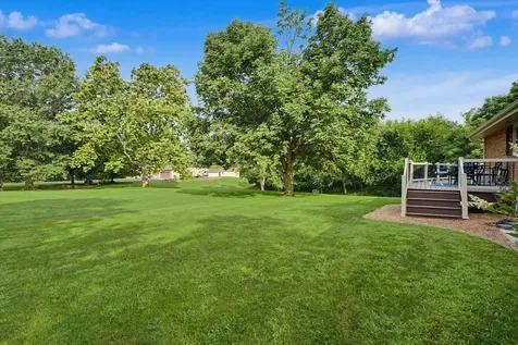 29 Dunlap Sidney IL 61877