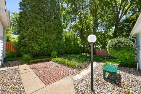 1342 45TH Avenue Rock Island IL 61201