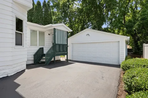 1342 45TH Avenue Rock Island IL 61201