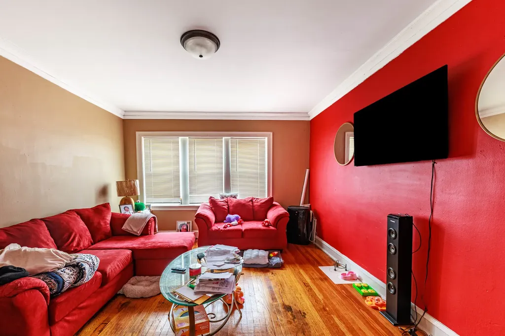 1513 West 87th Street Chicago IL 60620