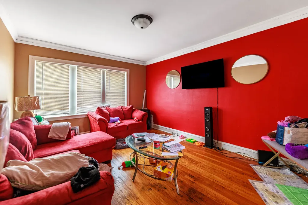 1513 West 87th Street Chicago IL 60620